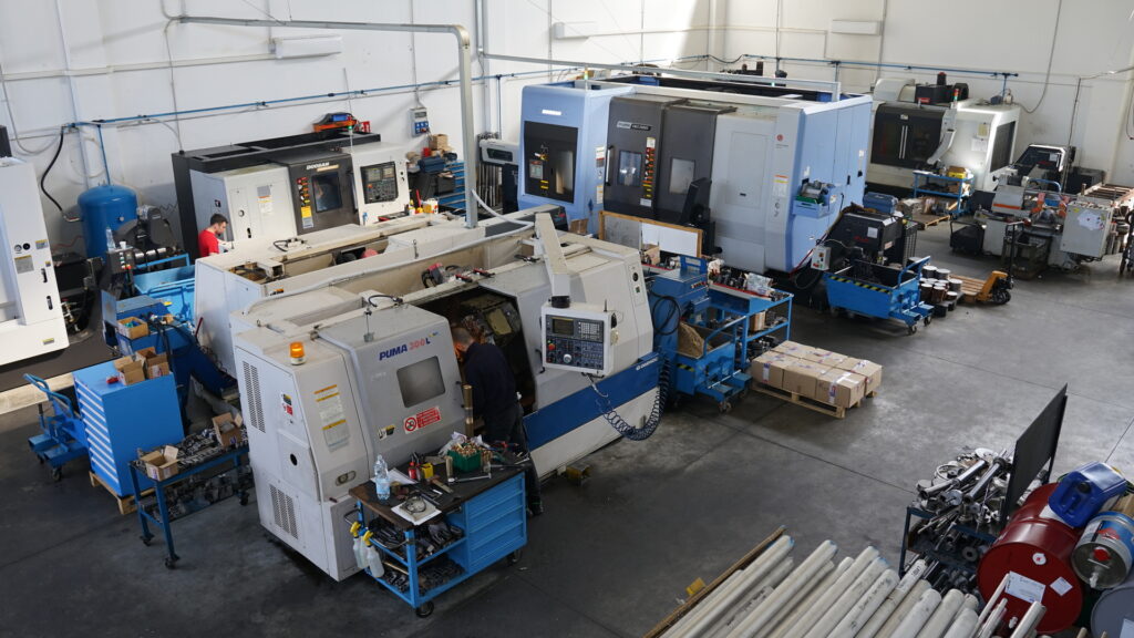 Il laboratorio Lunymec dedicato alla lavorazione meccanica di precisione