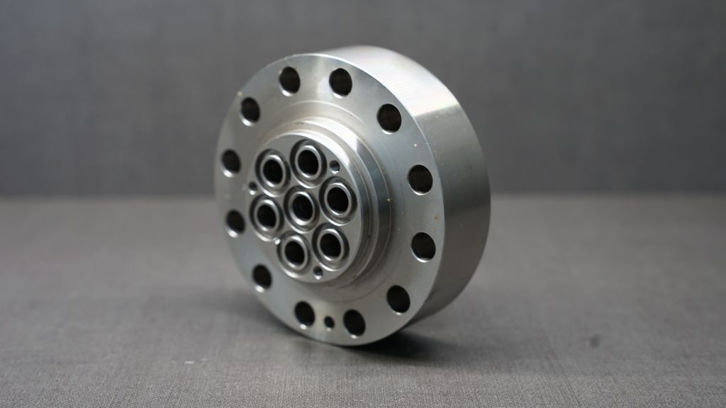 lunymec componente metallico industriale